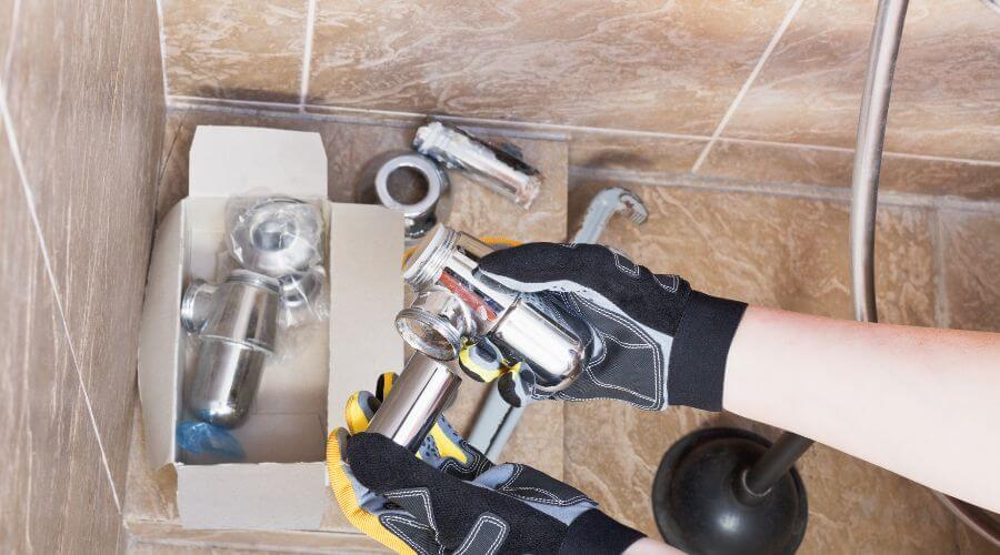 Professional gutter cleaning in Asbury, WV